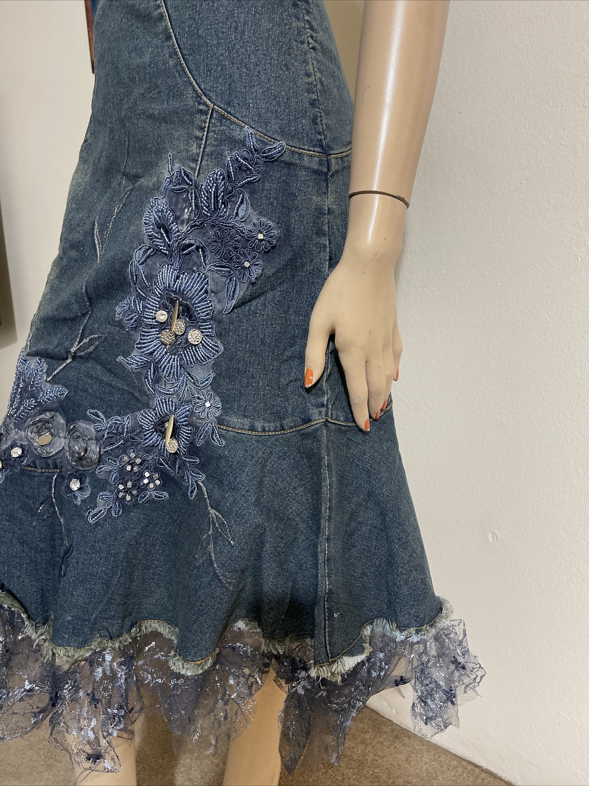 Blue Cotton Denim Beaded Embroidered Ruffles Boho Zip Size XL(10-12) Skirt 3361