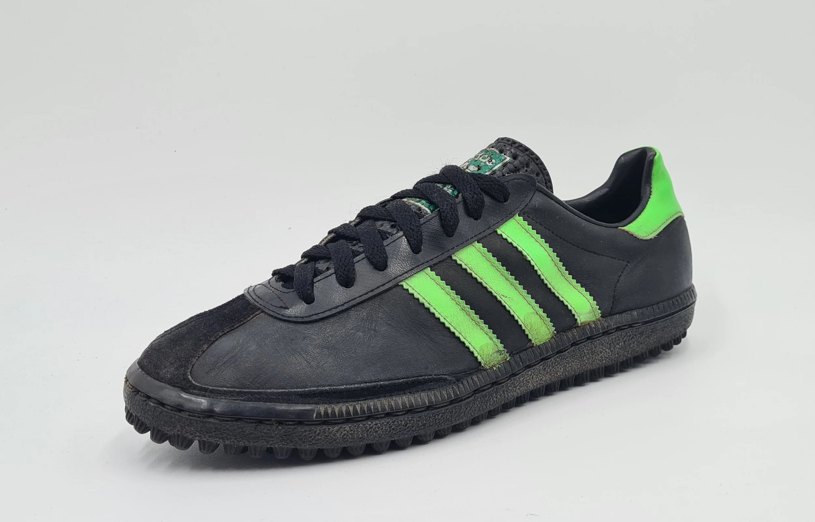 *Good Condition* Vintage 1970s Adidas Special Turf UK 7 / EUR 40 2/3