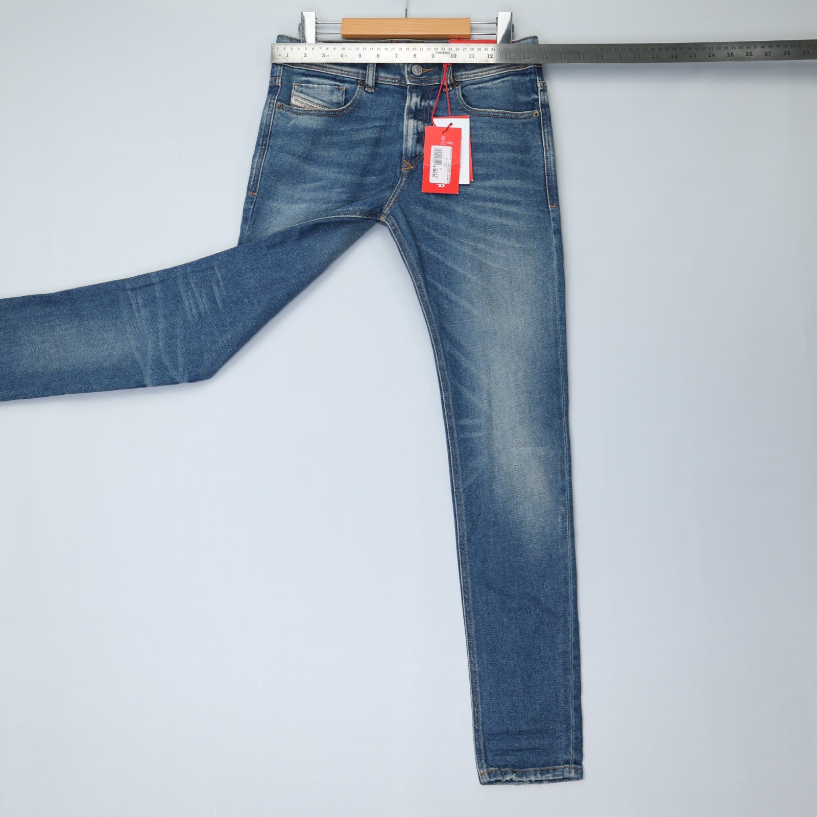 Diesel Mens Jeans 1979 Sleenker Skinny Leg Medium Wash Blue Size NWT