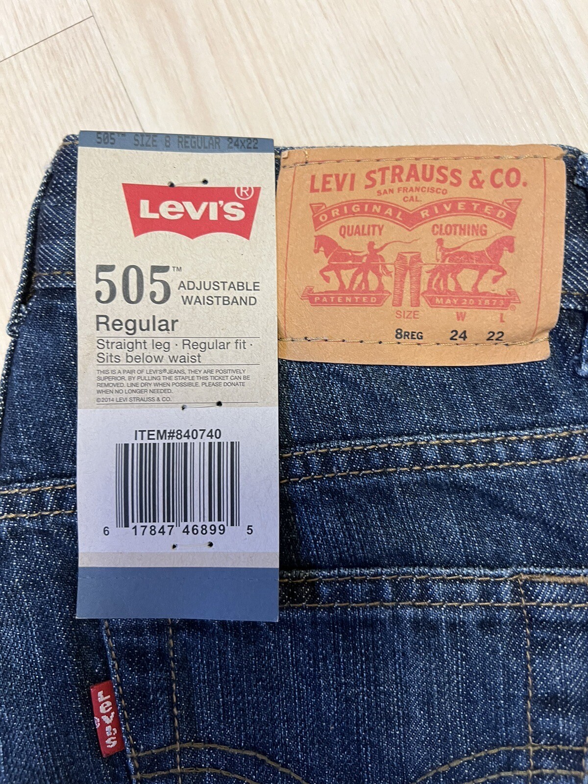NWT Levi’s 505 Regular Straight Fit Jeans Boys Size 8 Reg W24”X L22”