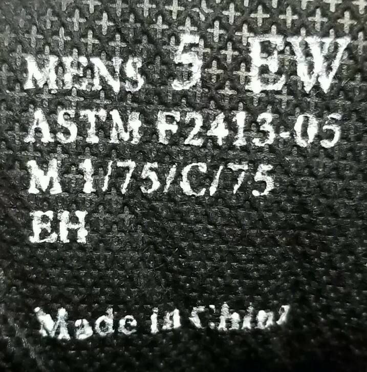 Wellco M1/75 C/75 Oil/Slip Resistant Black Steel Toe Boots Size 5 EW