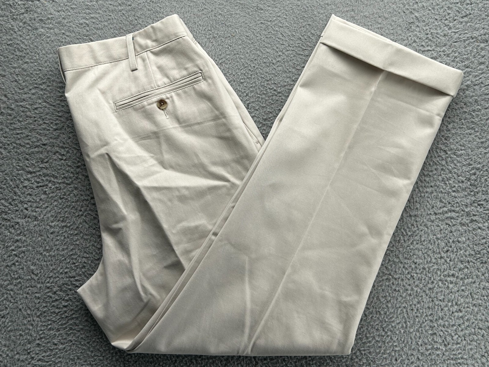 $70 New Lands’ End Men’s Trad Fit No Iron CW PLT Chino Pants Lt Khaki 36×30