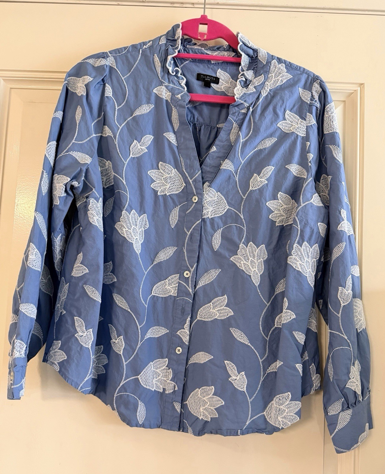 Talbots Women’s Lg Petite Blue Floral Long Sleeve