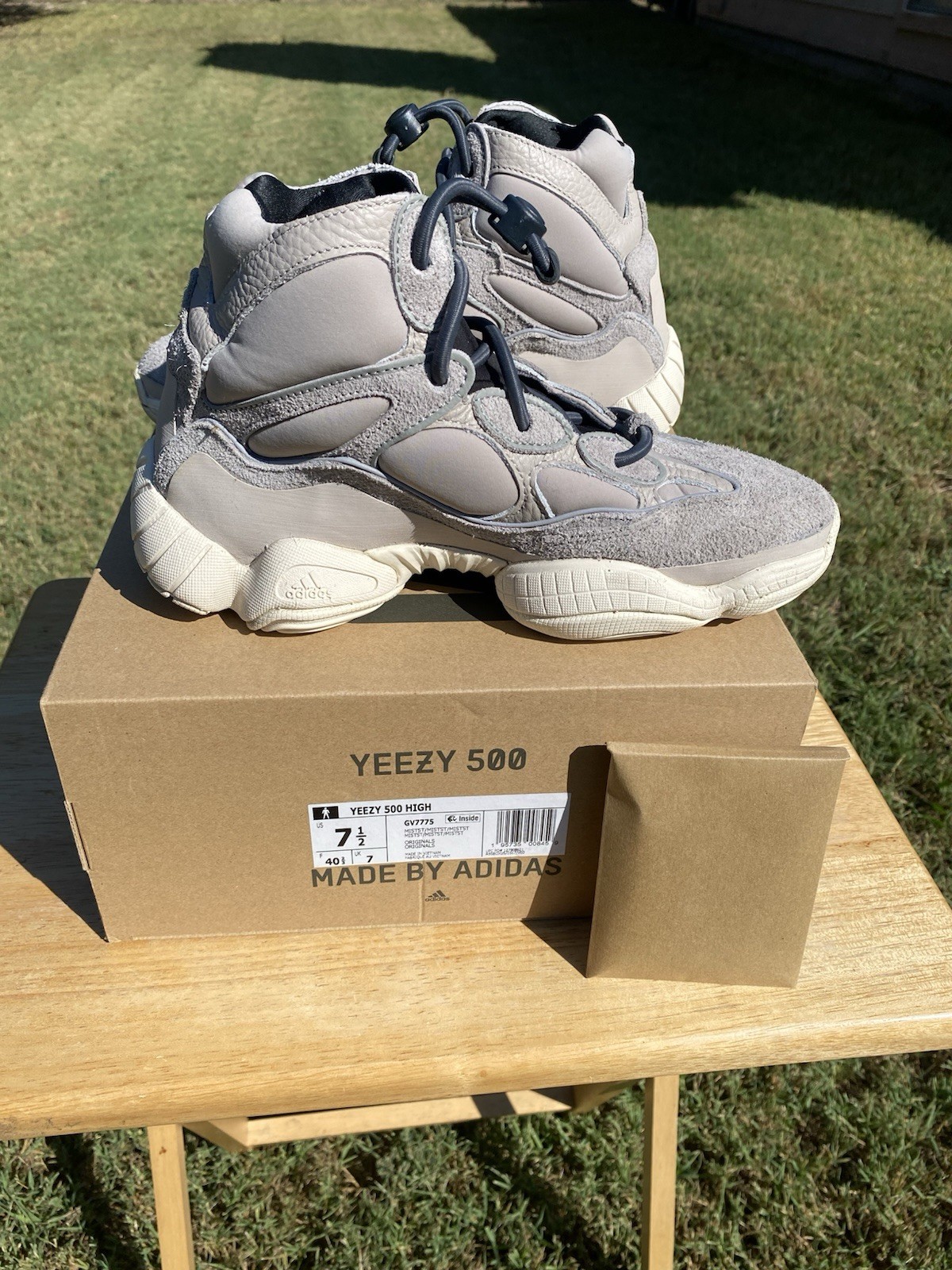 Size 7.5 – adidas Yeezy 500 High Mist Stone
