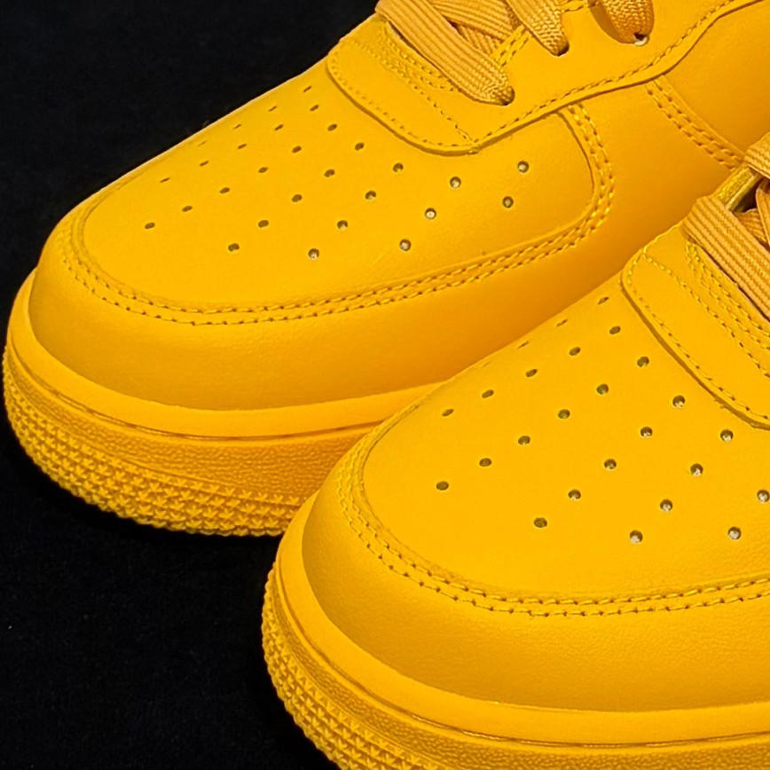 Nike Air Force 1 Low University