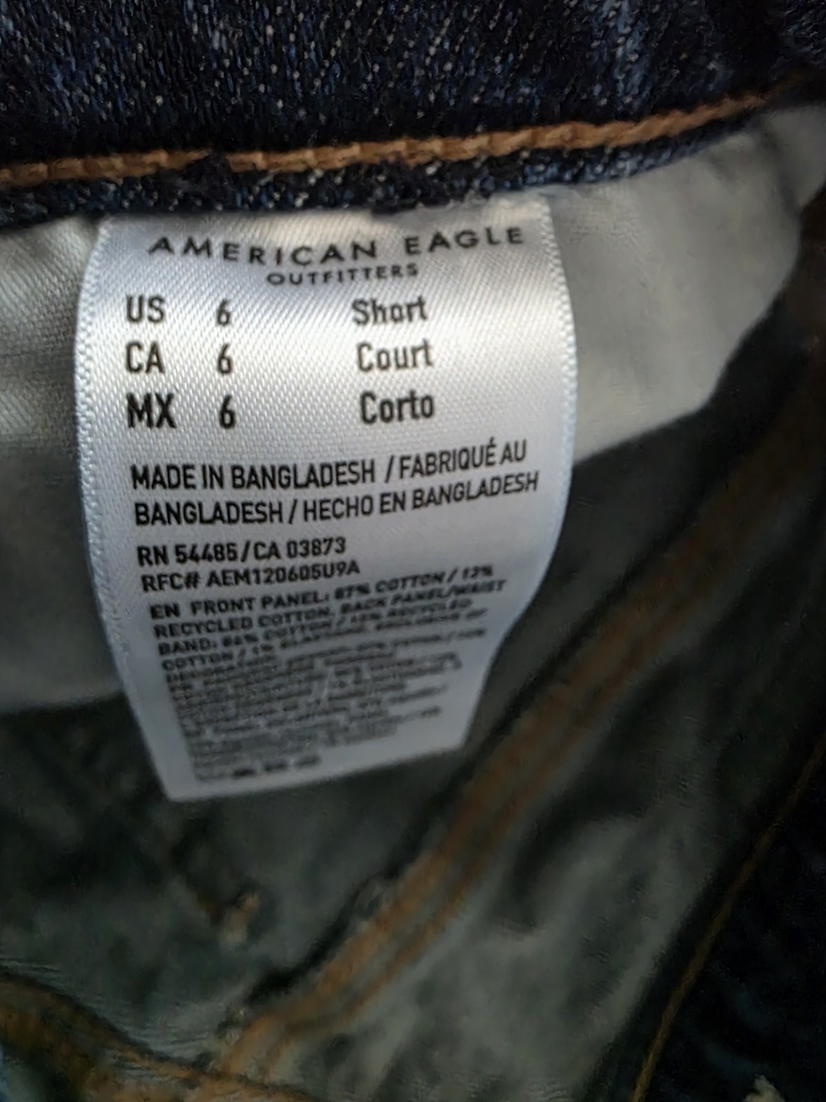 American Eagle AE Ex-Boyfriend Jeans Women’s 6 Short Blue Strigid Low Rise New