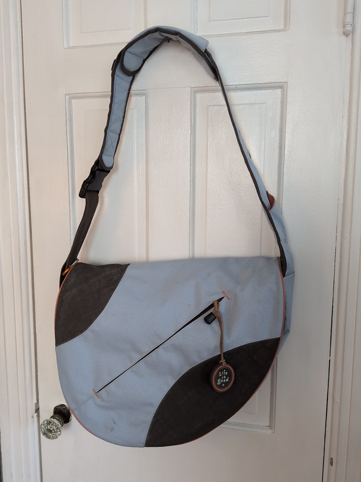 Life Is Good Smile Sling Adjustable Strap Crossbody Messenger Shoulder bag Blue