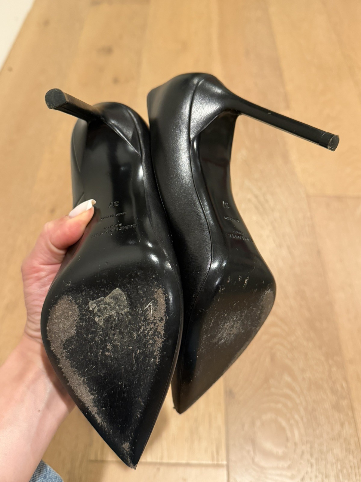Saint Laurent Paris Black Leather Pointed Toe Pumps | 37 eu