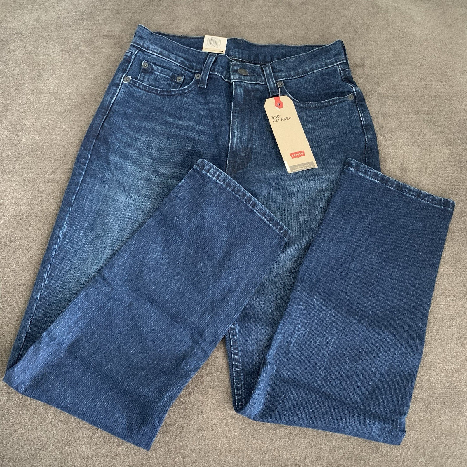 Levi’s Men’s 550 Relaxed Fit Jeans 30 x 32 Tapered Leg Dark Blue Denim