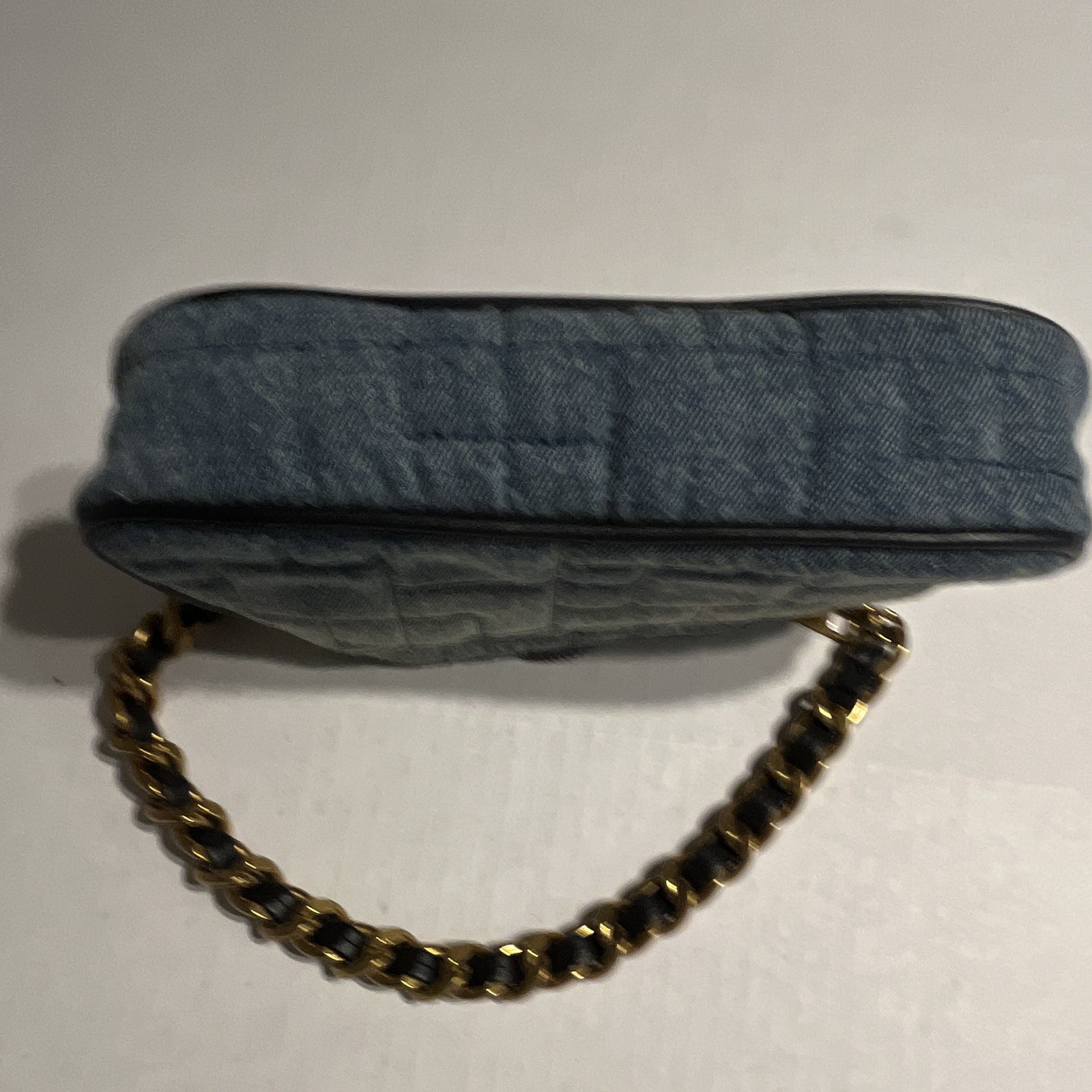 Steve Madden Women’s Blue Quilted Shoulder Bag Zip, Chain Strap, Gold Hardware
