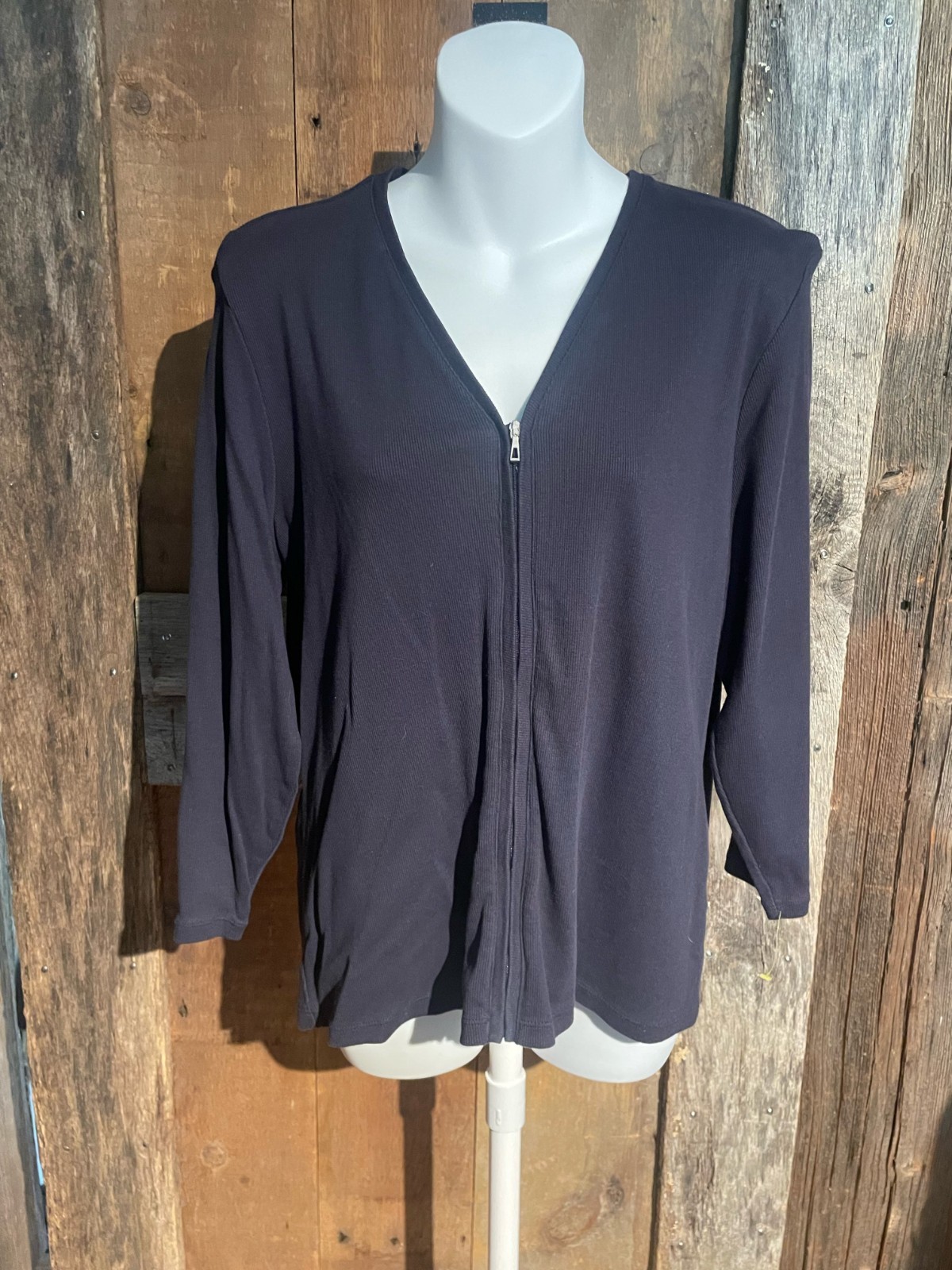 Land’s End Women’s Zip Up light weight sweater- Large