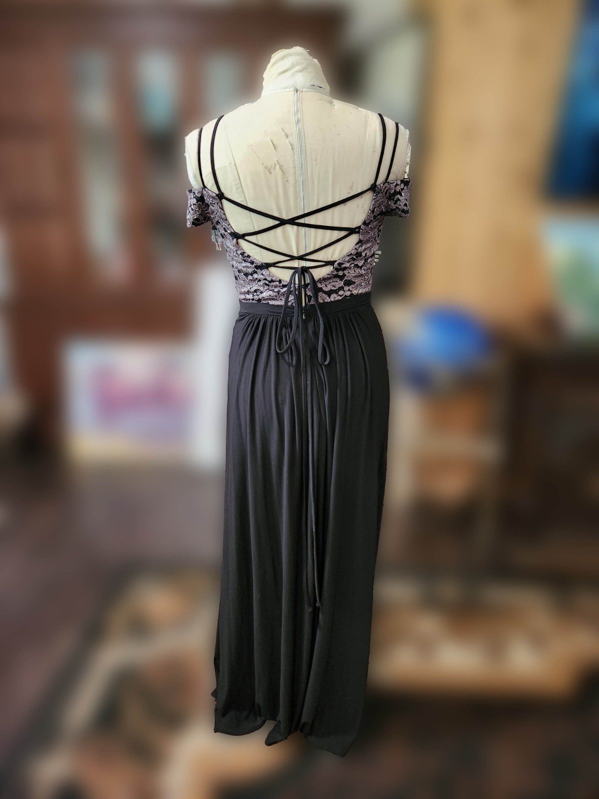Morgan & Co 12670 Lace Formal Long Dress Size 10