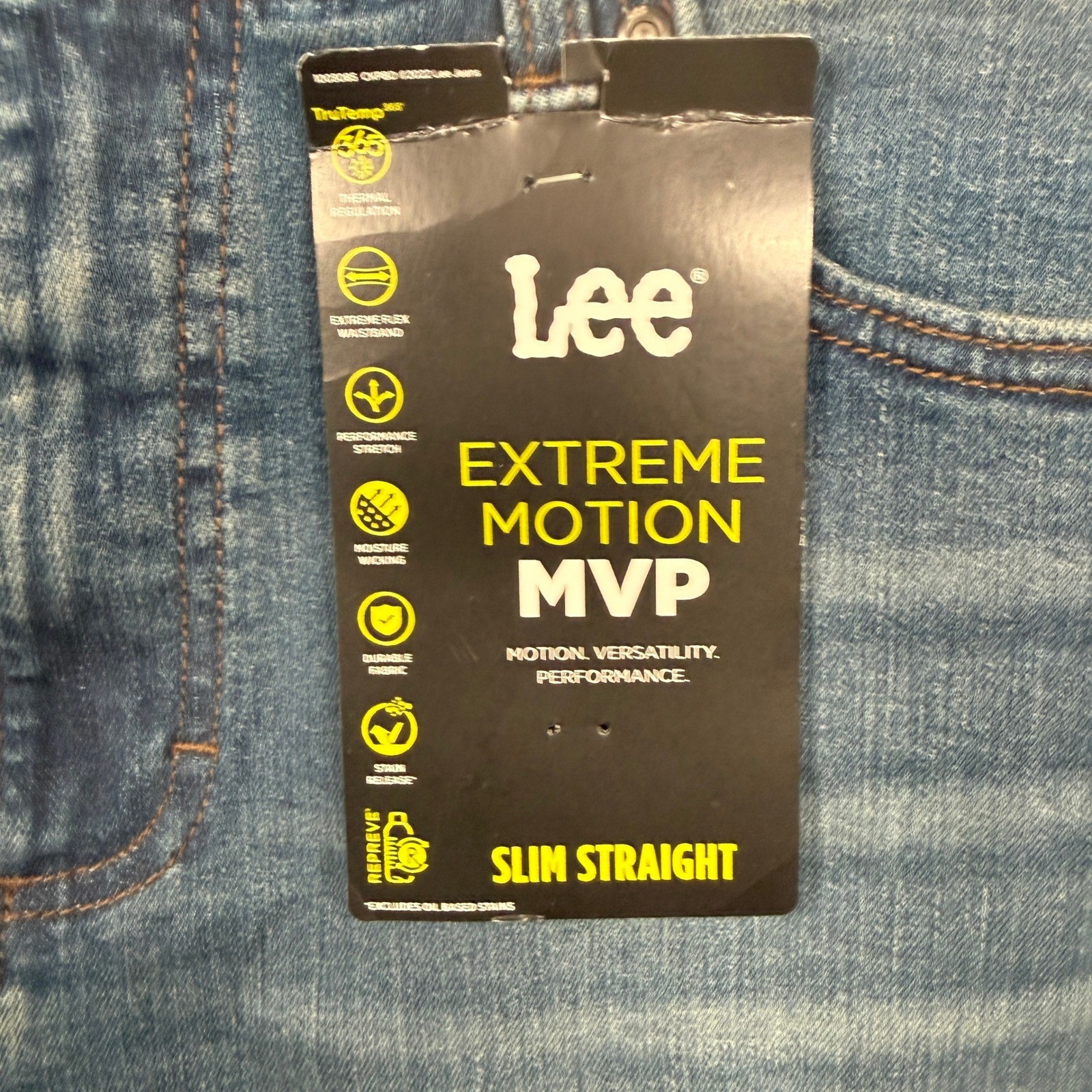 Lee Extreme Motion MVP Jeans Mens 36×30 Blue Slim Straight Nelson 10002208