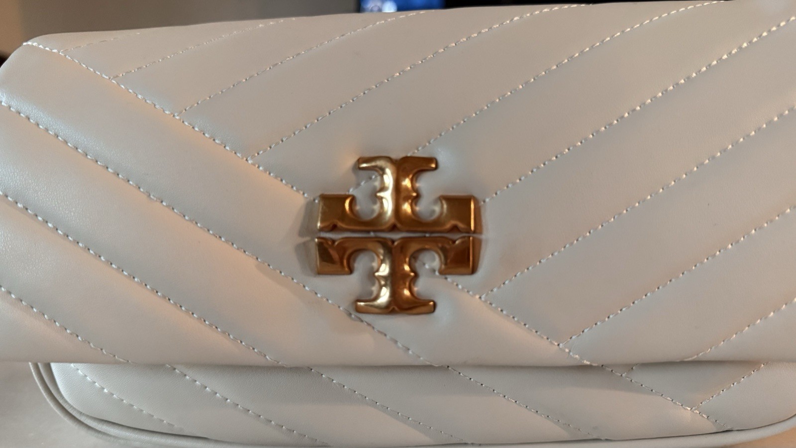 NEW Tory Burch Kira Chevron Shoulder Bag Ivory – Luxury Gift Wrapped with Origin