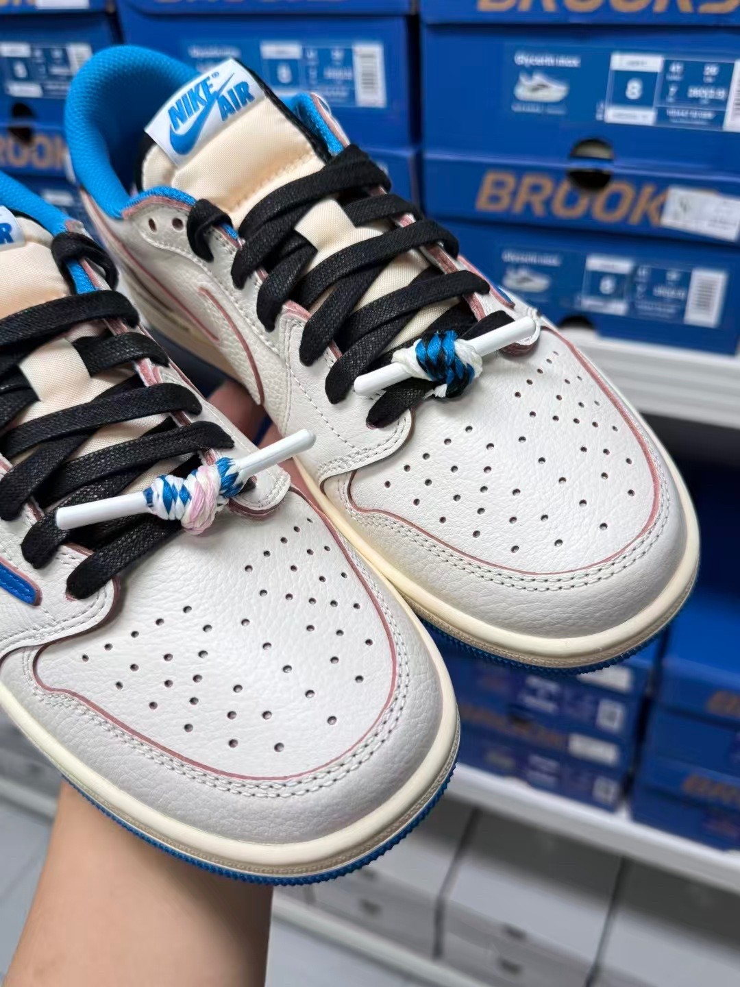 DM7866-104 Fragment Design x Travis Scott x Air Jordan 1 Retro Low Free shipping