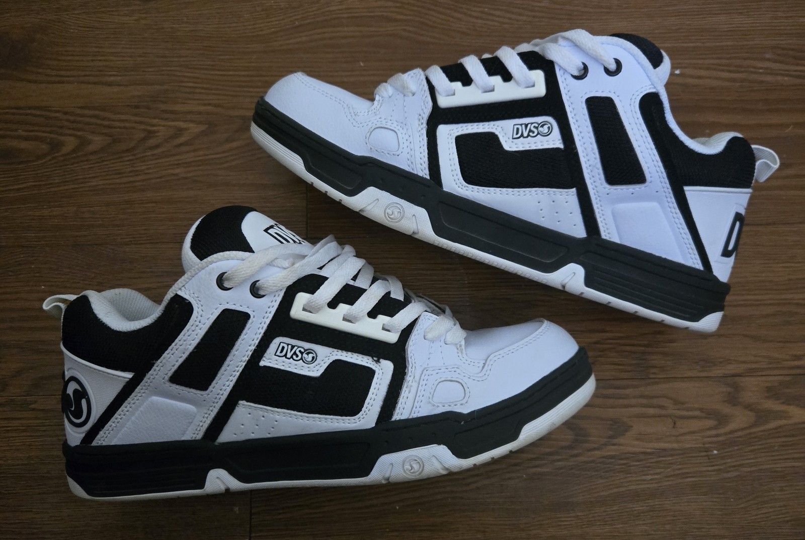 DVS Comanche Men’s Skate Shoes Black/White, Size 11