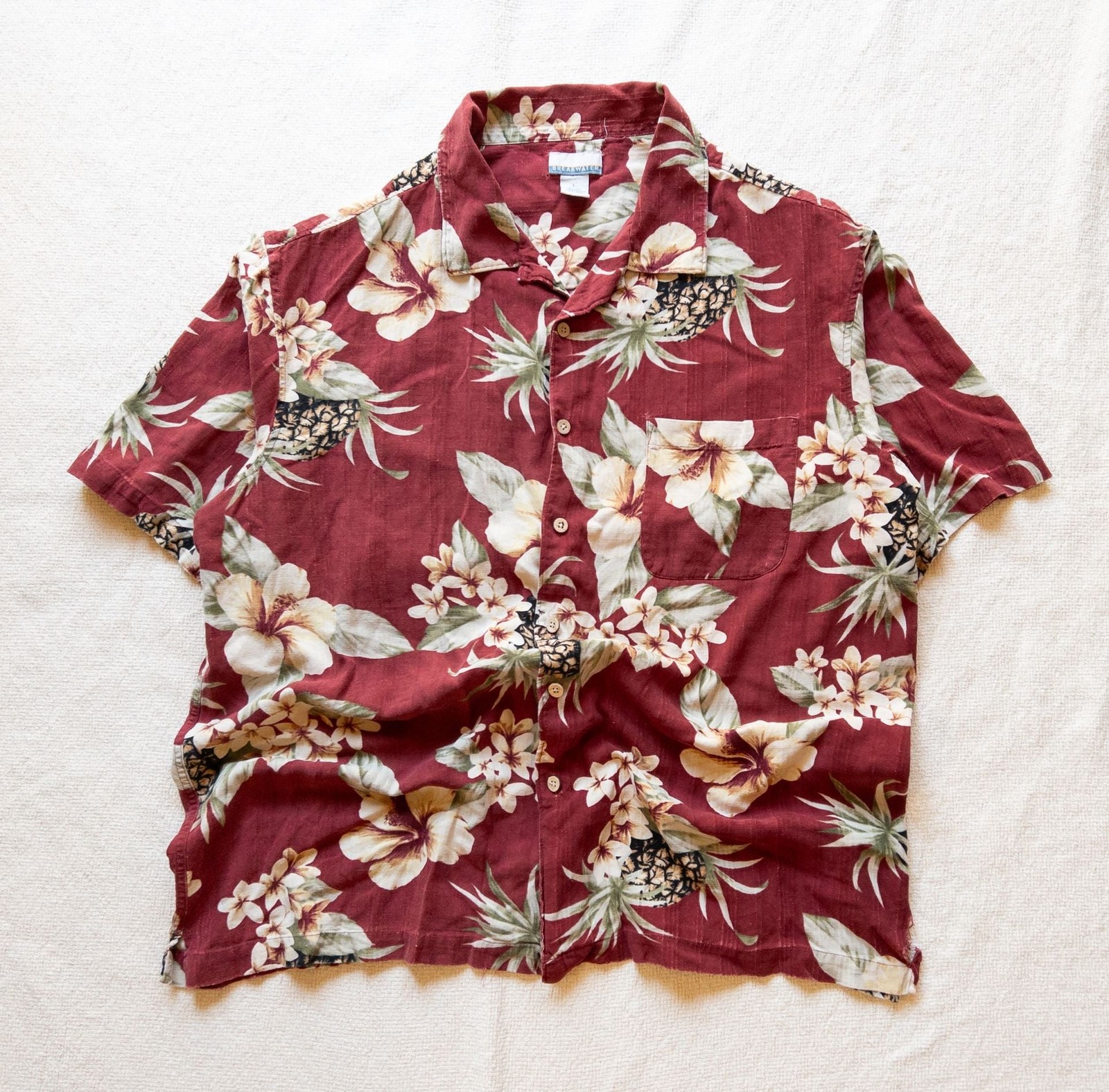 Breakwater Men’s Red Floral and Pineapple Print Short Sleeve Hawaiian Shirt