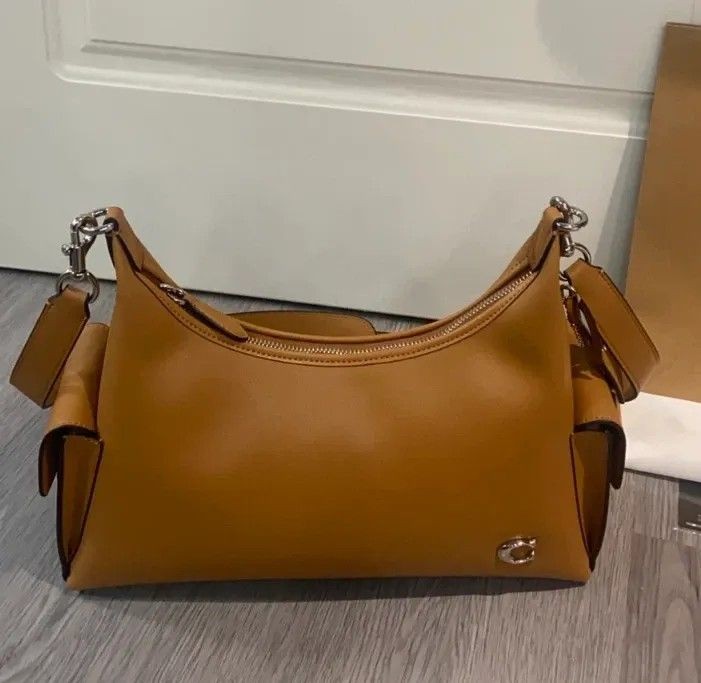 COACH Couch CAM20 Pocket Juliet Bag 30 Shoulder Bag Honey Brown