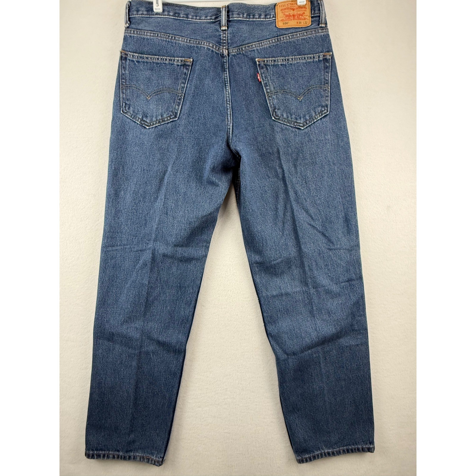 Levi’s 550 Relaxed Fit Jeans Mens 36×32 Blue Denim Medium Wash Cotton