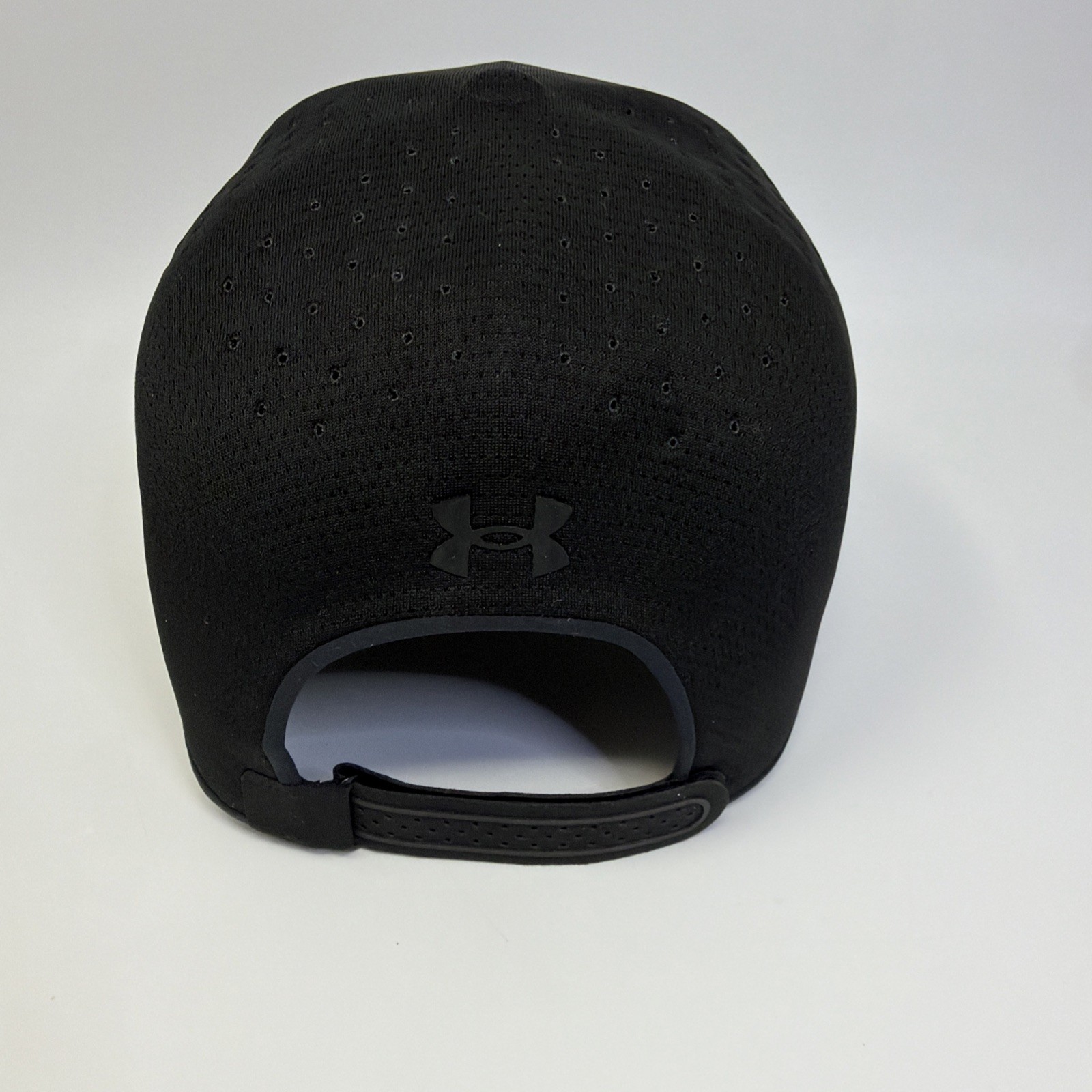 Under Armour Black Stealth Form Cap Strap Back Adjustable, Uncrushable, L/XL