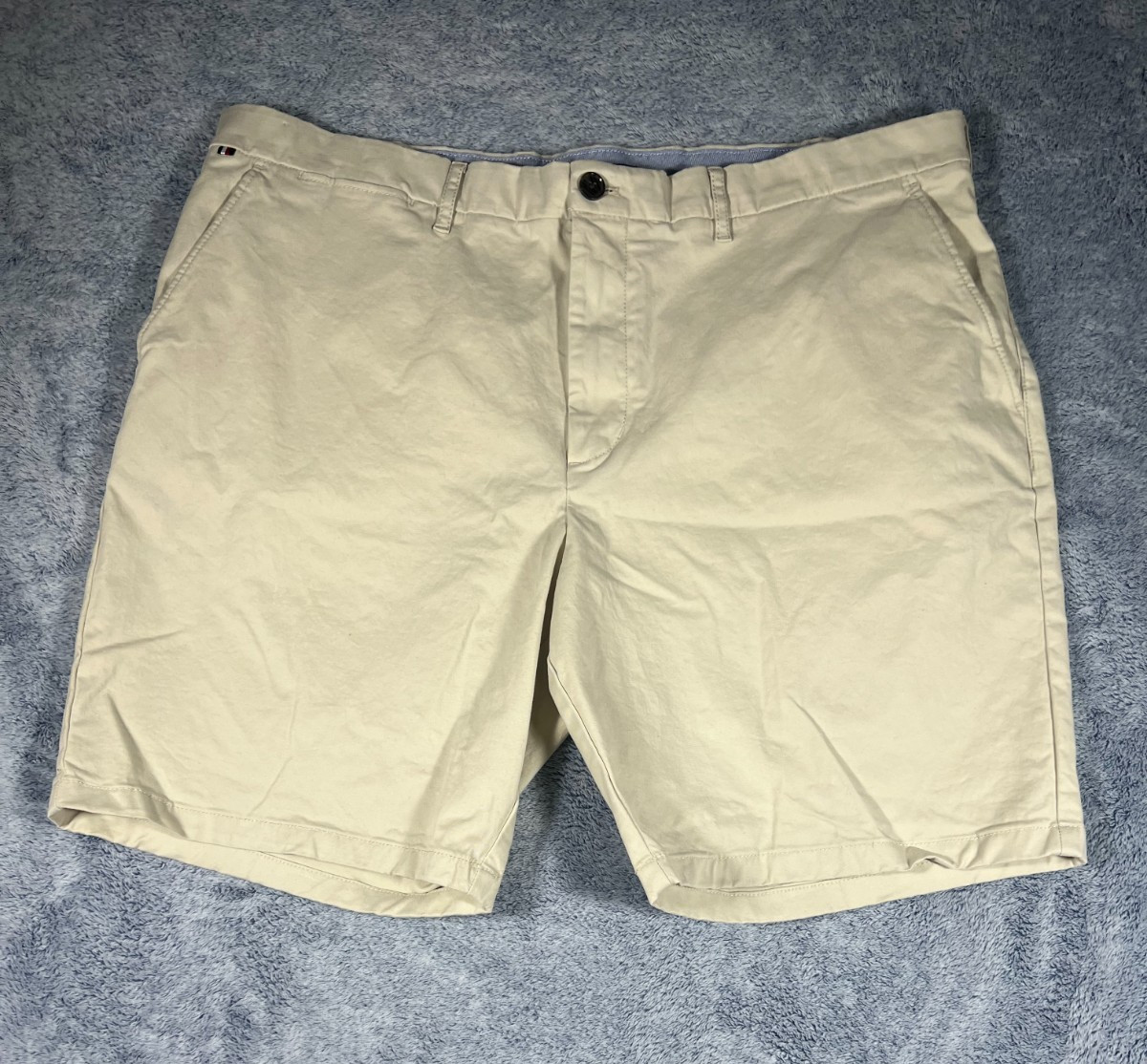 Tommy Hilfiger Chino Shorts Men’s 40 (41) Tan Golf Walking Bermuda Stretch