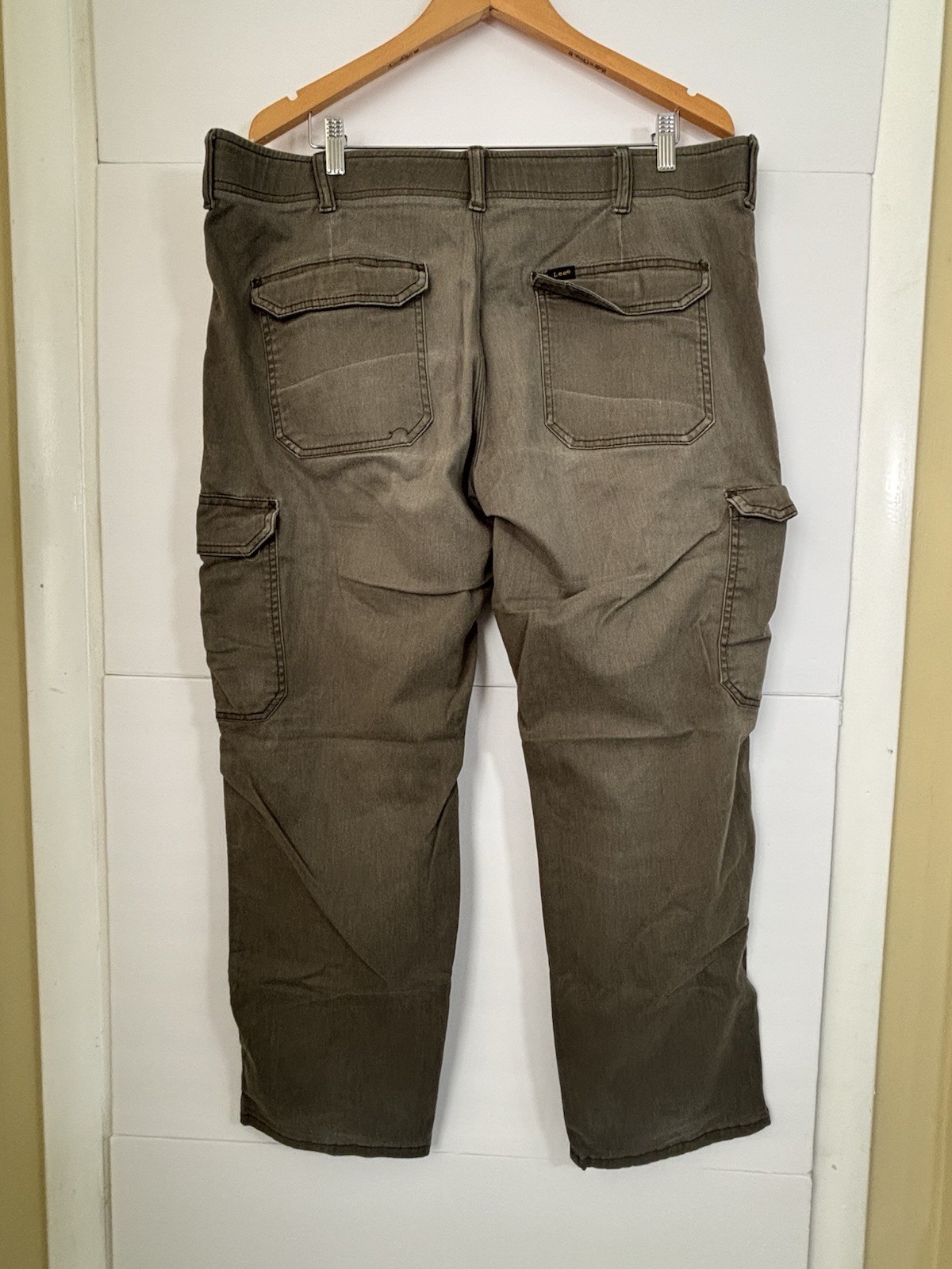 Lee Extreme Comfort Men’s Straight Fit Cargo Pants Gray Canvas Stretch 40W