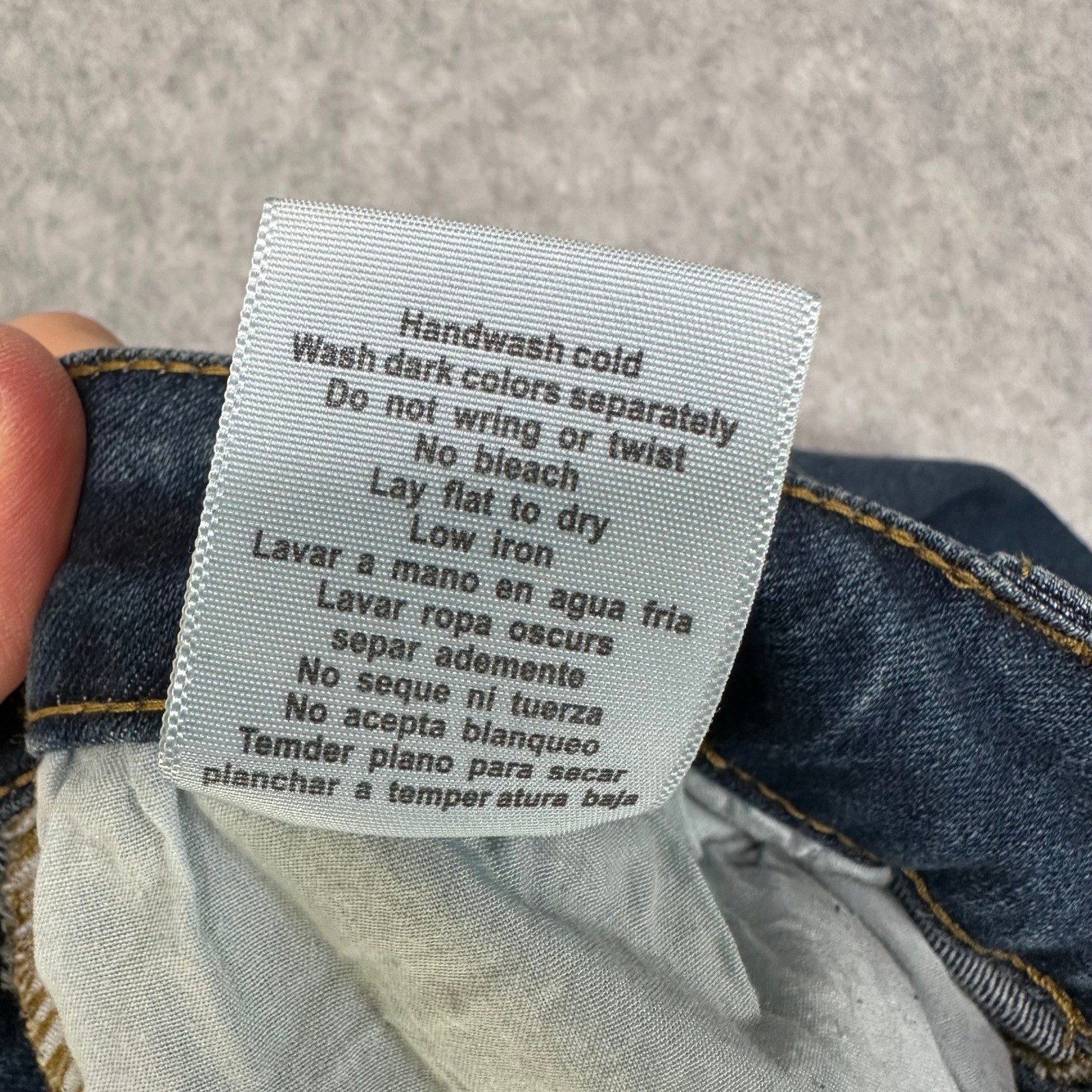 Judy Blue Relaxed Fit Distressed Medium Wash Denim Jeans Women Size 32