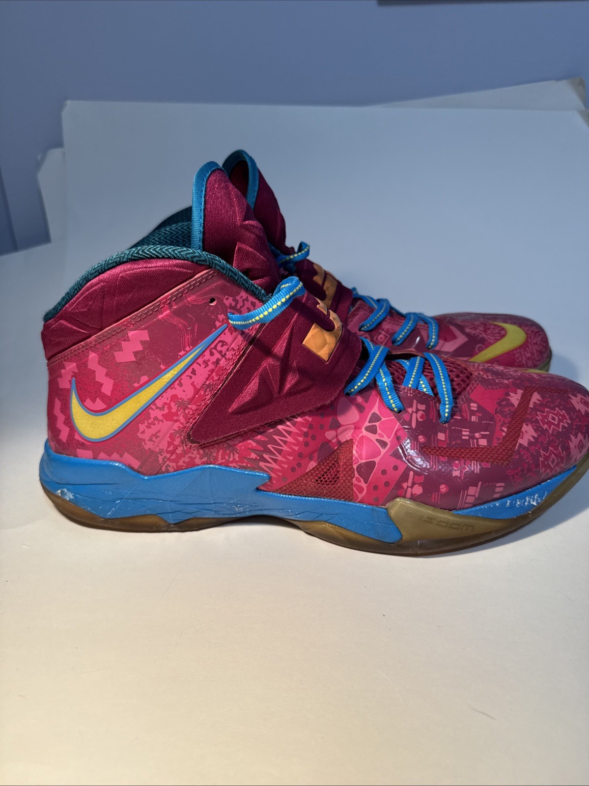 Nike LeBron Men’s Sneakers 599264-001 Size 14
