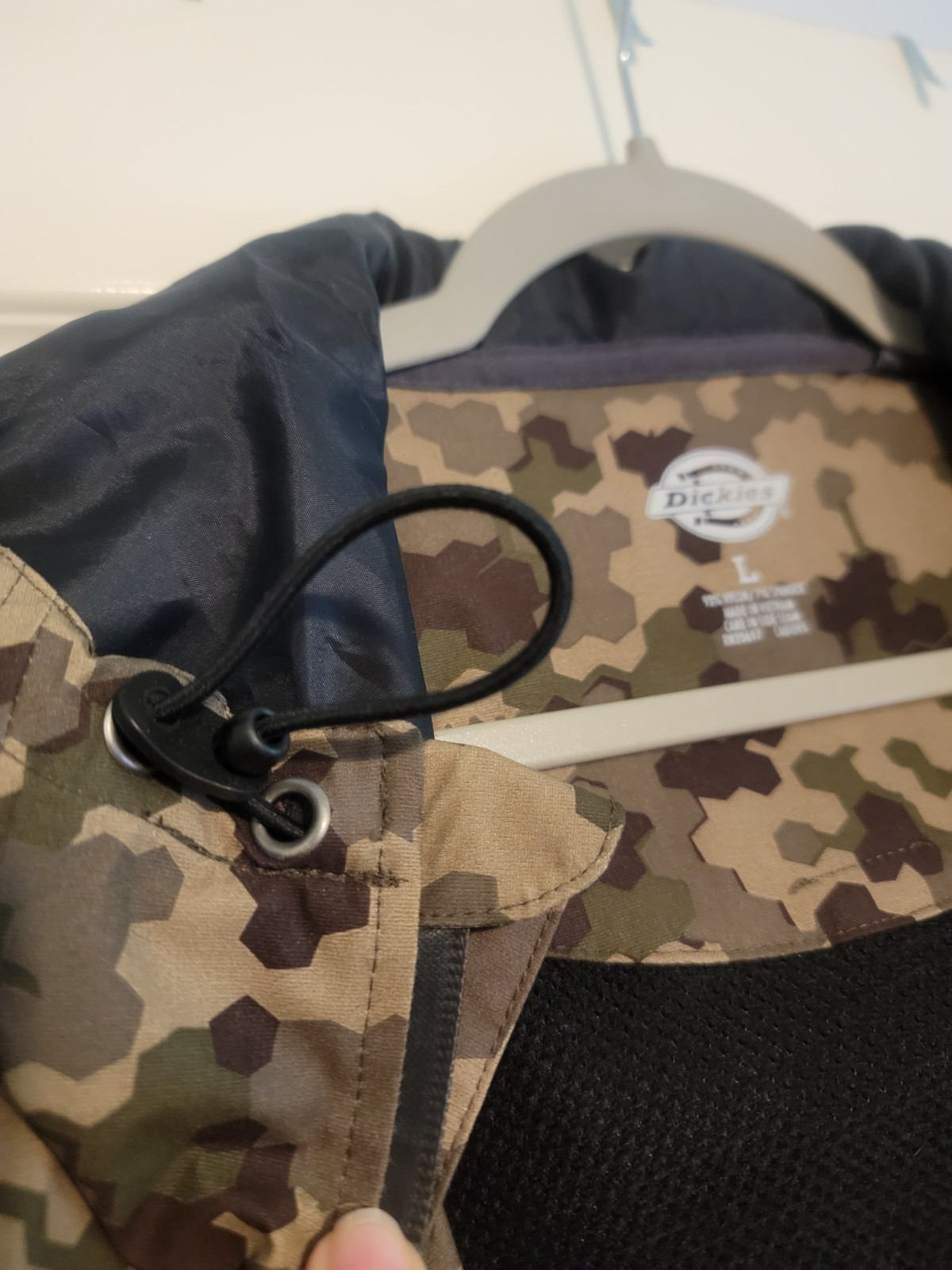 Dickies Camo Softshell Hooded Jacket Men’s Large New With Tags NWT Full Zip