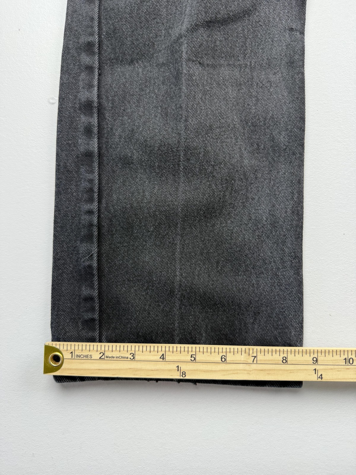 Levis 505 Jeans Mens 38×30 Gray Charcoal Wash Denim Regular Straight Leg Casual
