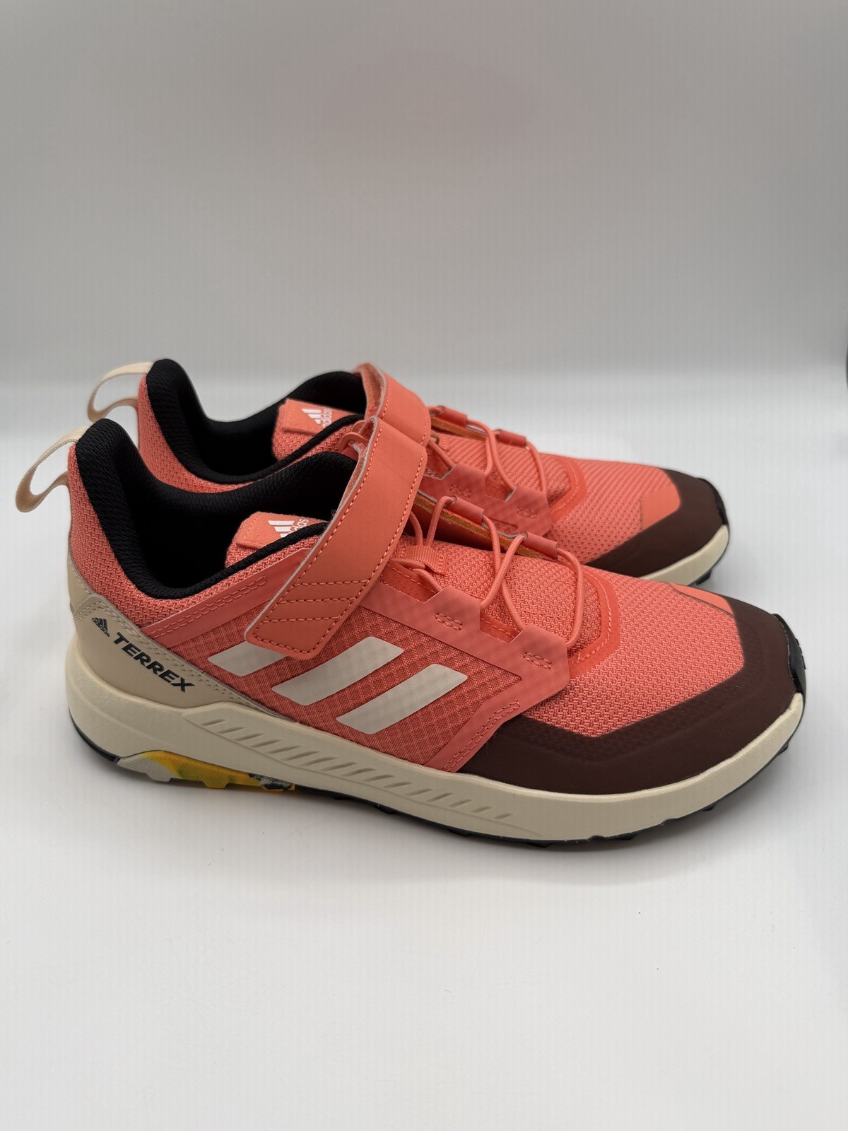 Adidas Terrex Trailmaker C Trail Sneaker,Youth 6,EU 38 2/3, Lightweight, NWOB