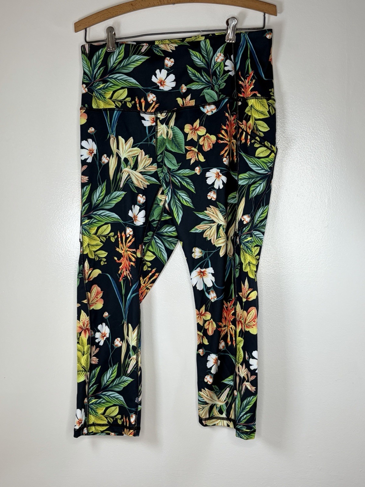 Ododos Black Green Tropical Cropped Leggings XL