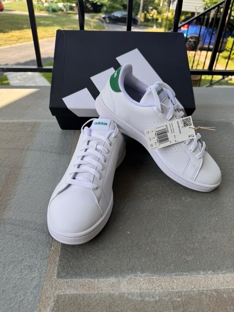 adidas Advantage GZ5300 Men’s 9.5 White Green Cloudfoam Sneakers New in Box