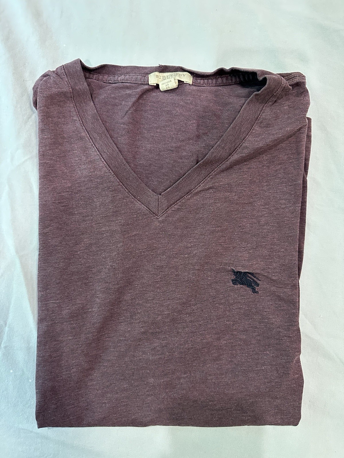 Burberry Brit Men’s XL V-Neck T-Shirt Short Sleeve Dark Red / Maroon