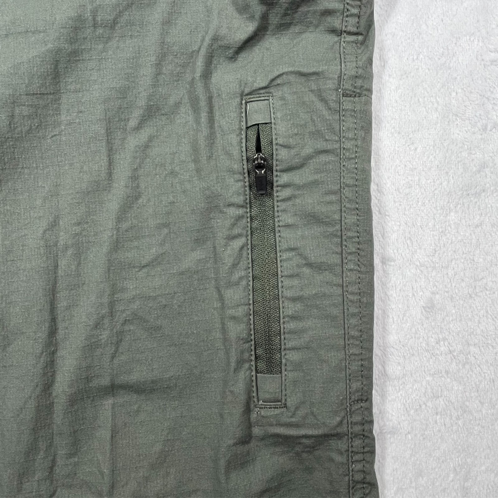 Vuori Ripstop Pants Women Large Olive Stretch VW401 Hiking Utility *Flaws