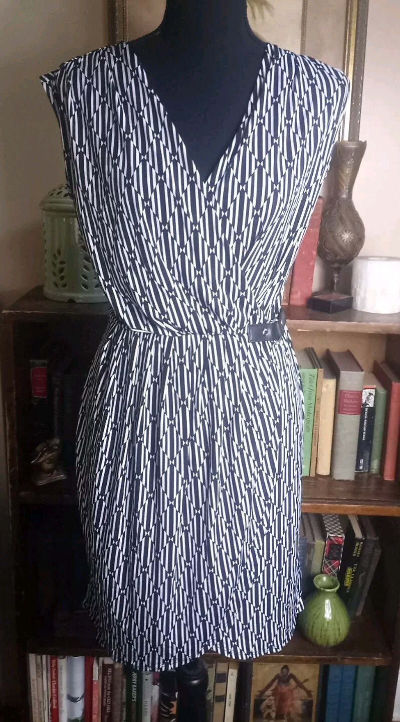 Michael Kors Women’s XS Faux Wrap Dress Black/White Side Logo Buckle