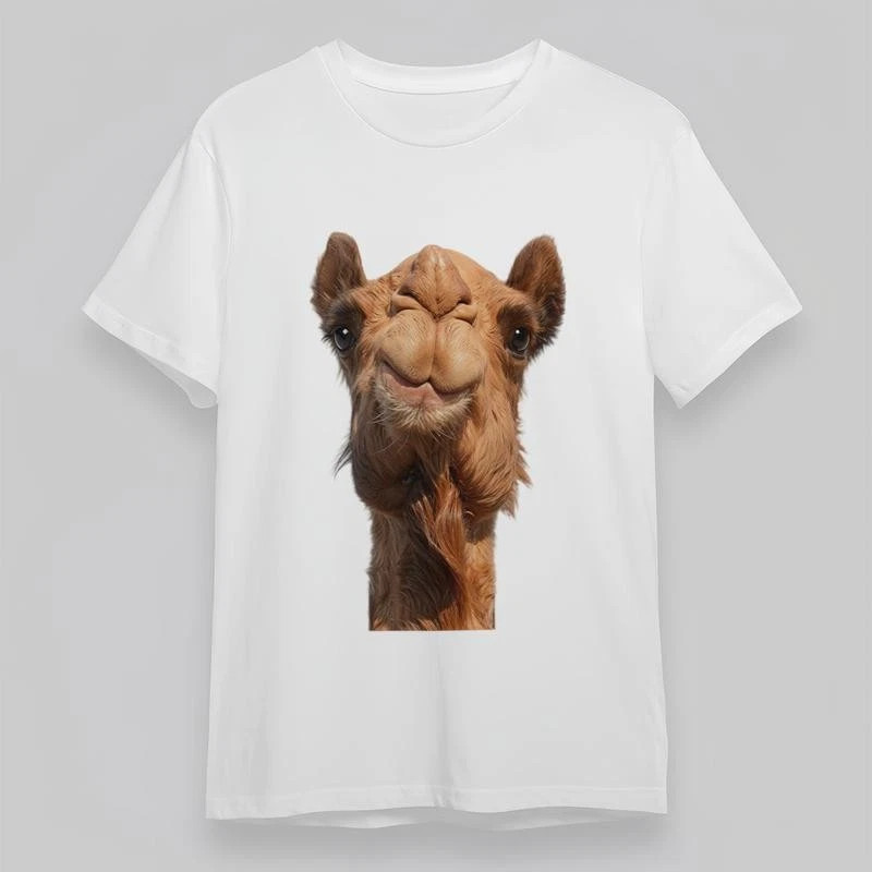 Women’s Oversize All Season Fashion Classic T-Shirt Realistic Camel Graphic Tee