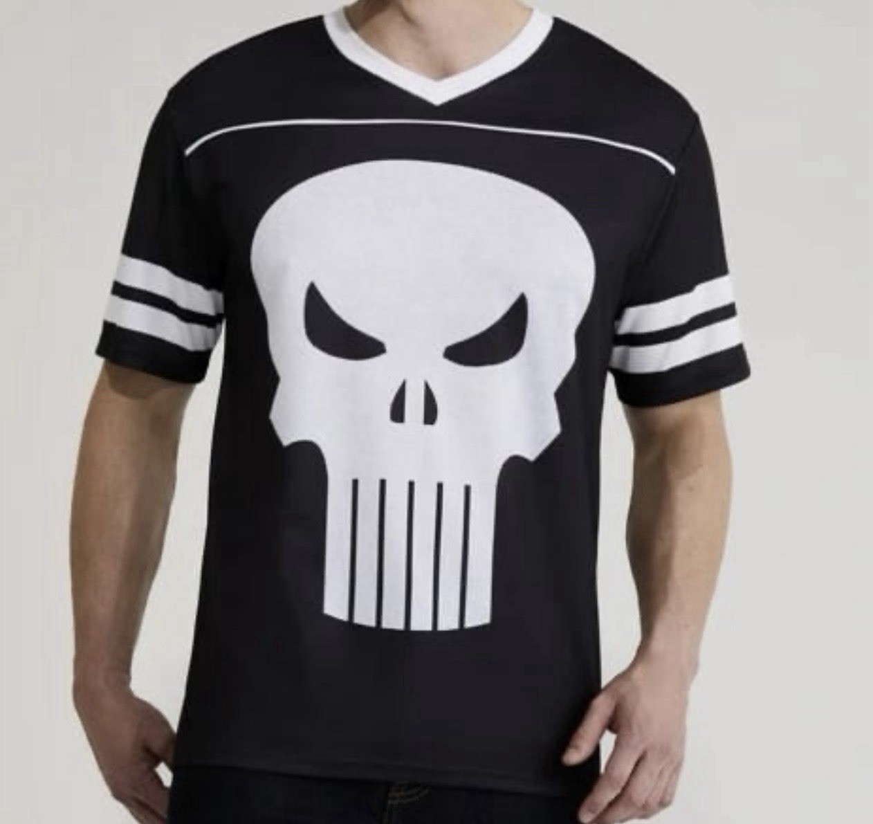 Marvel Punisher Men’s Graphic Mesh Soccer Jersey, Large, Black