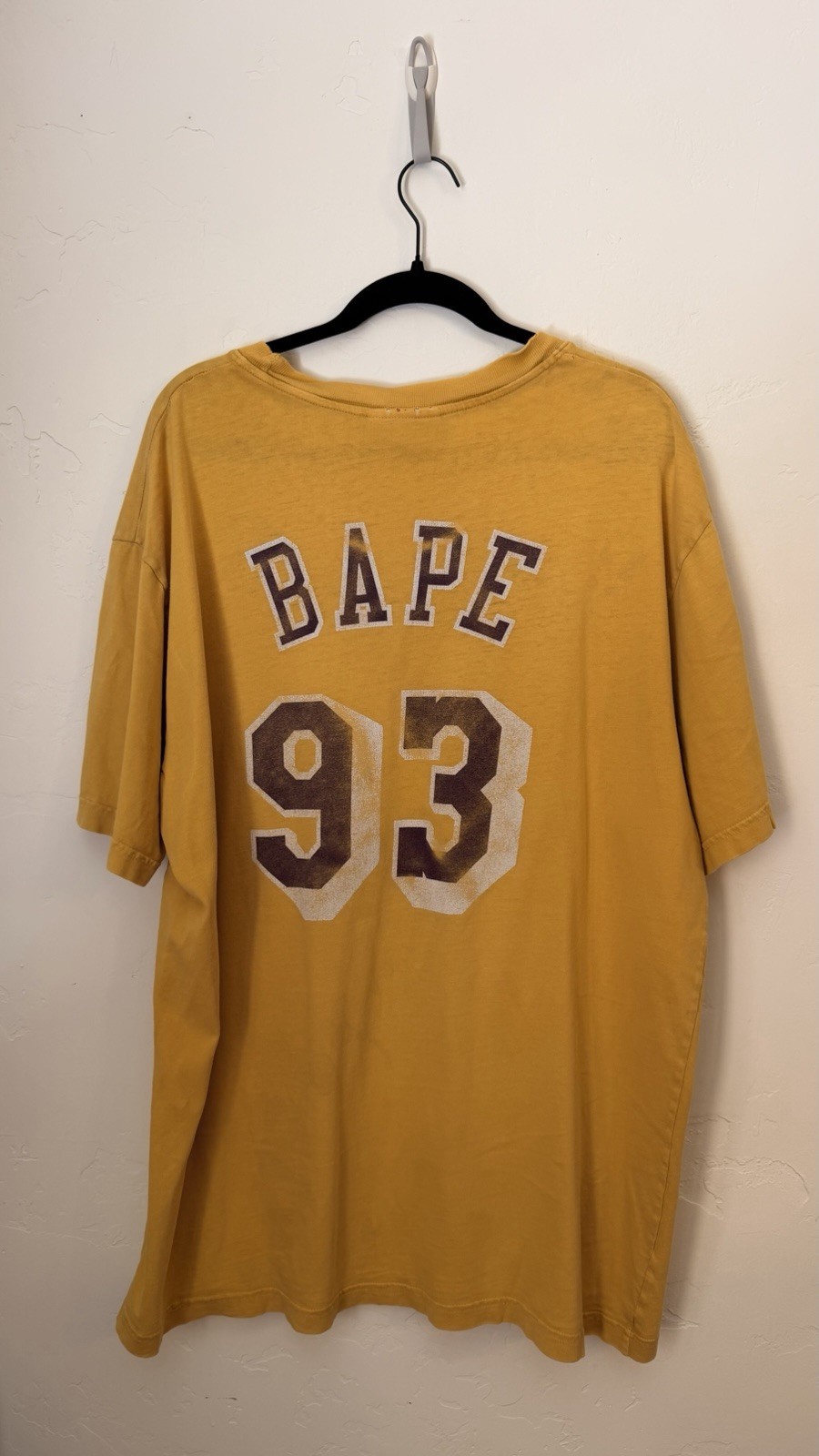BAPE x Mitchell & Ness Lakers T Shirt XL Faded Distressed Vintage XL