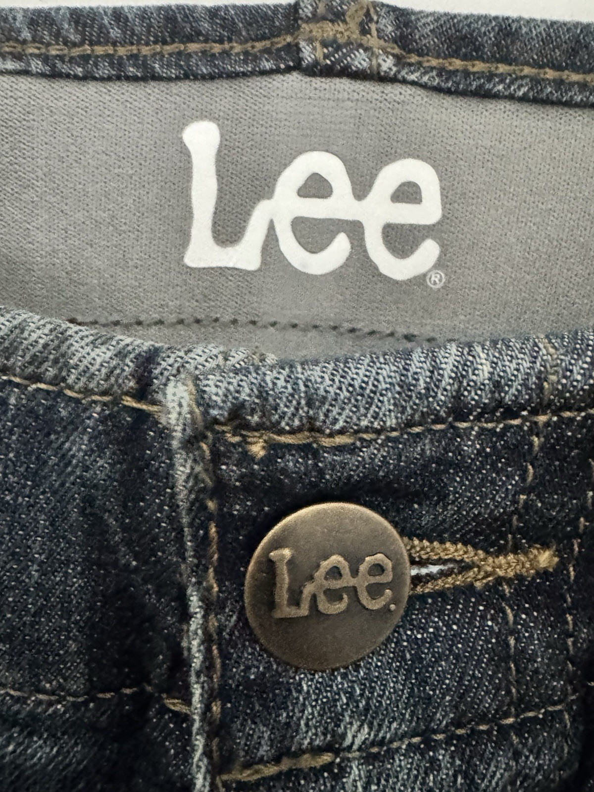 Lee Slim Straight Med Wash Blue Jean Sz 31×30 Motion Flex Waistband Stretch NWT