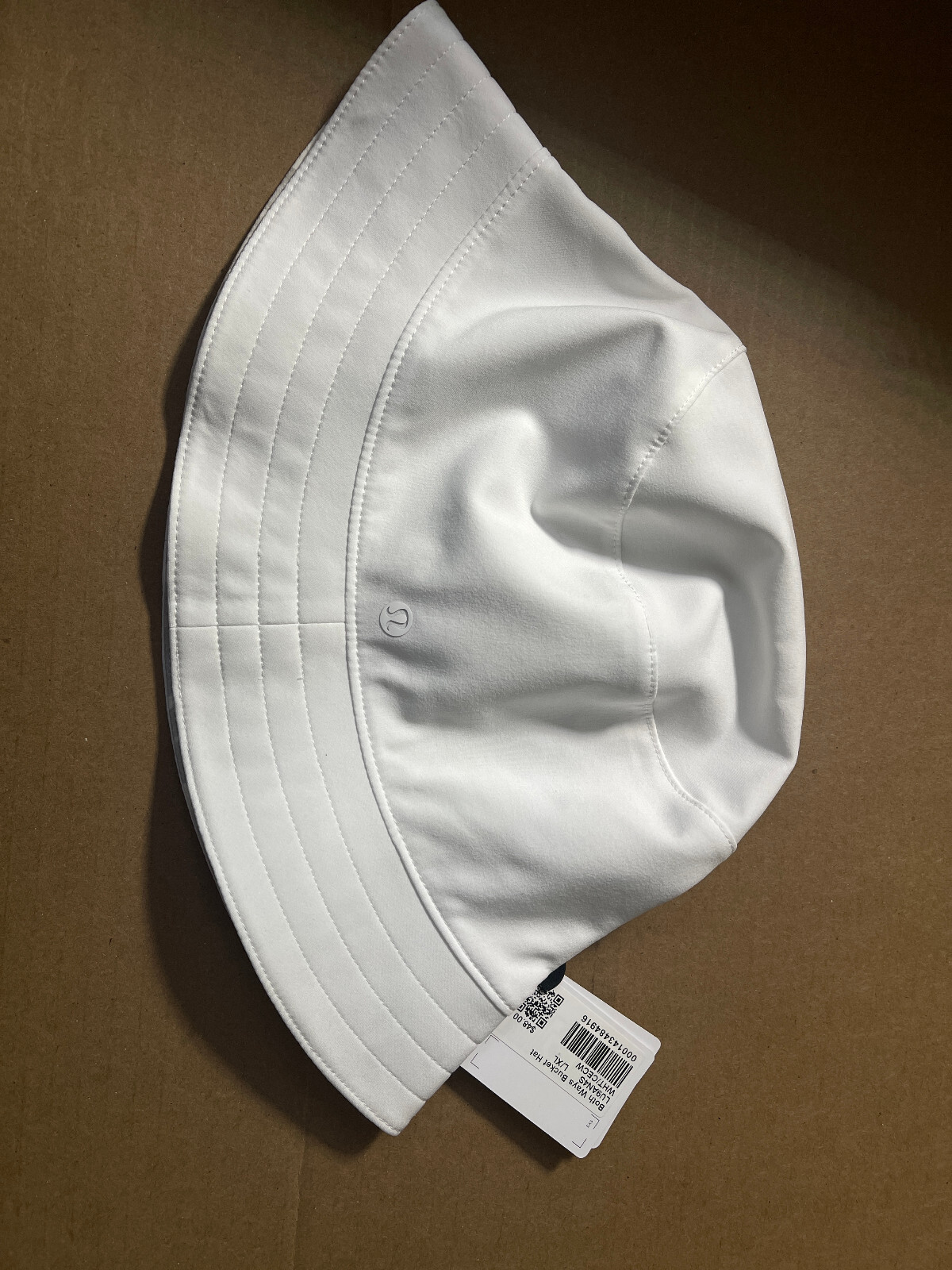 L/XL Lululemon Both Ways Reversible Bucket Hat White/Cheetah Camo Antique White