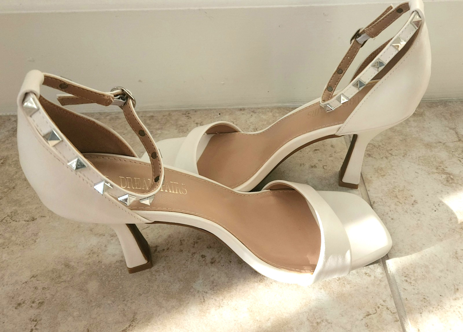 NEW White Studded Ankle Strap Heel Sandals 8.5 NEW Dream Pairs