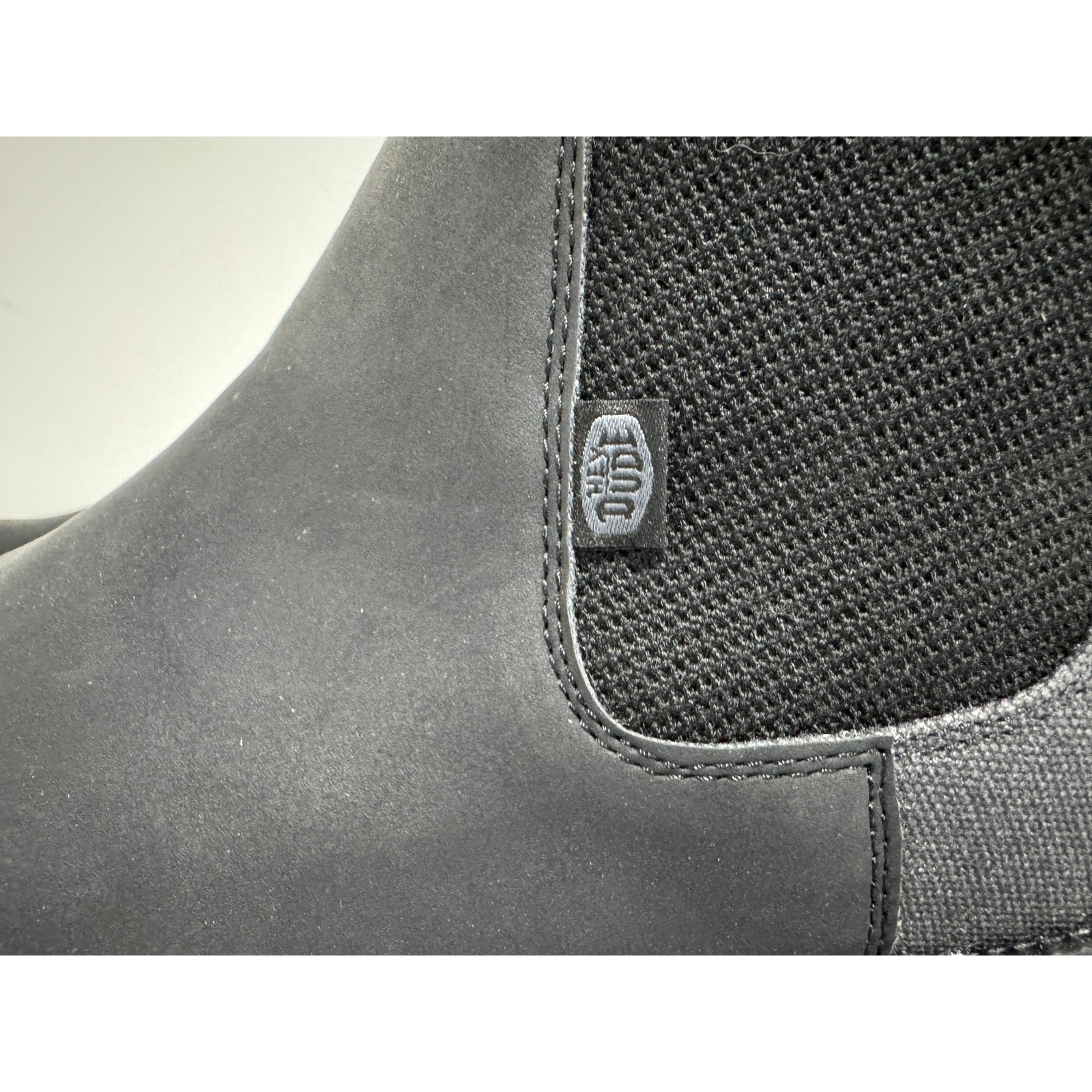 Hey Dude Men’s Branson Classic Boots Black Size 14 NIB #06S