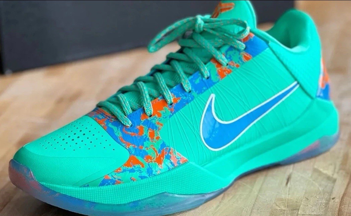 Nike Kobe 5 Protro Jalen Brunson NY vs. NY IX1200-300 (Size 9 US) *IN HAND*