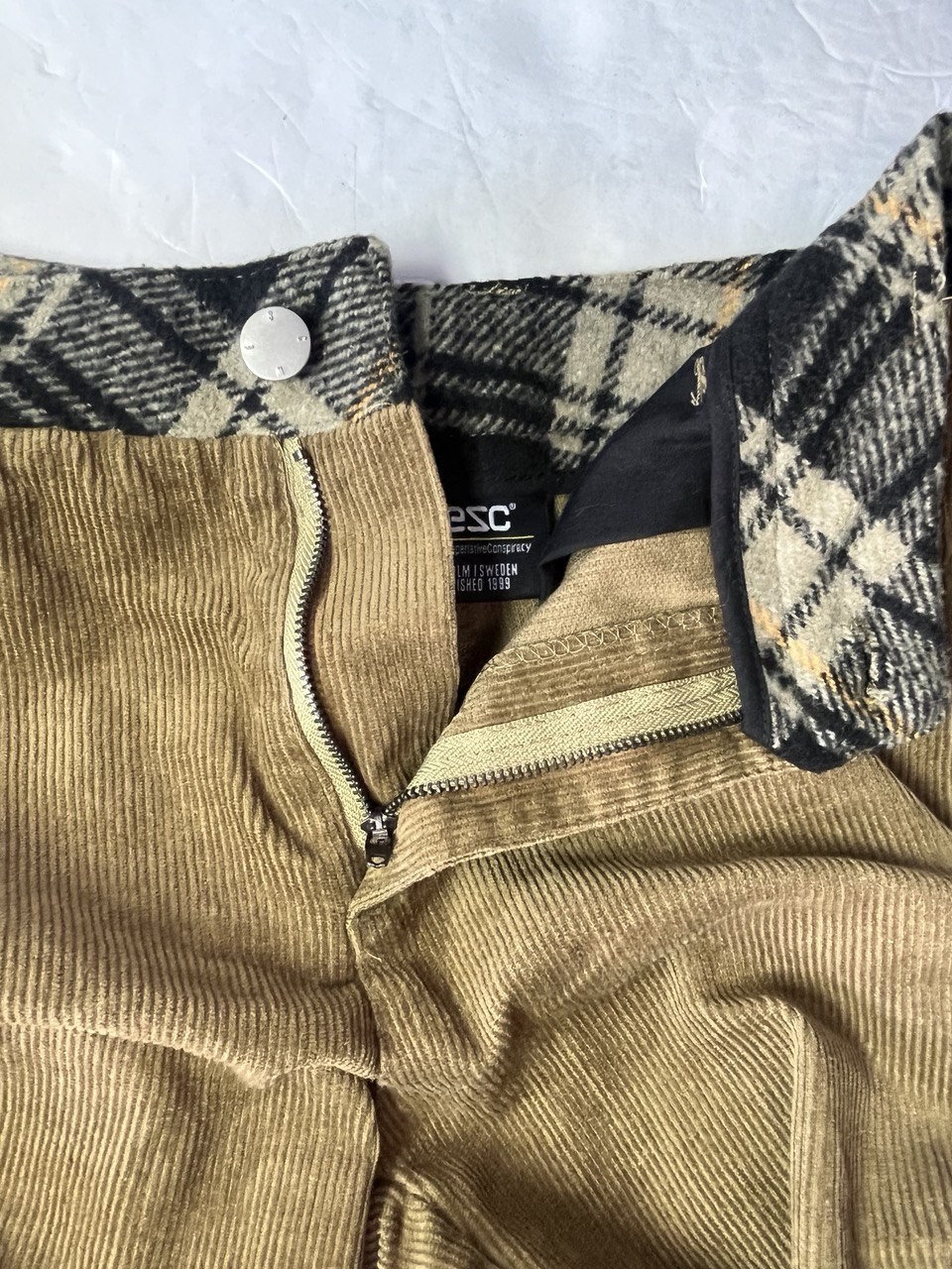 WeSC Men’s Brown Colorblocked Corduroy Cargo Pants Size 29Wx32L