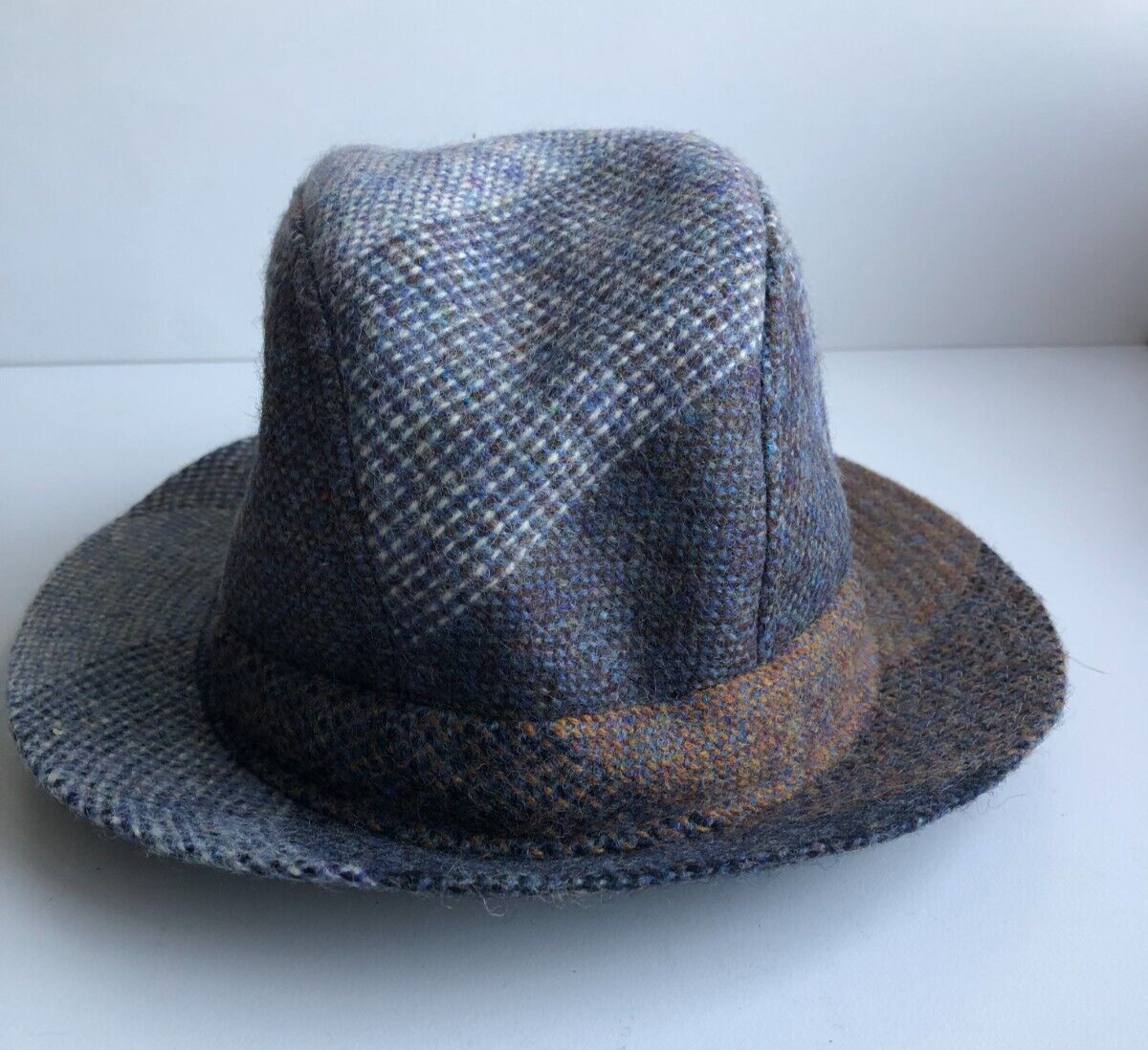 Vintage Avoca Collection Pure Wool Made in Ireland Plaid Beanie Hat Size M L