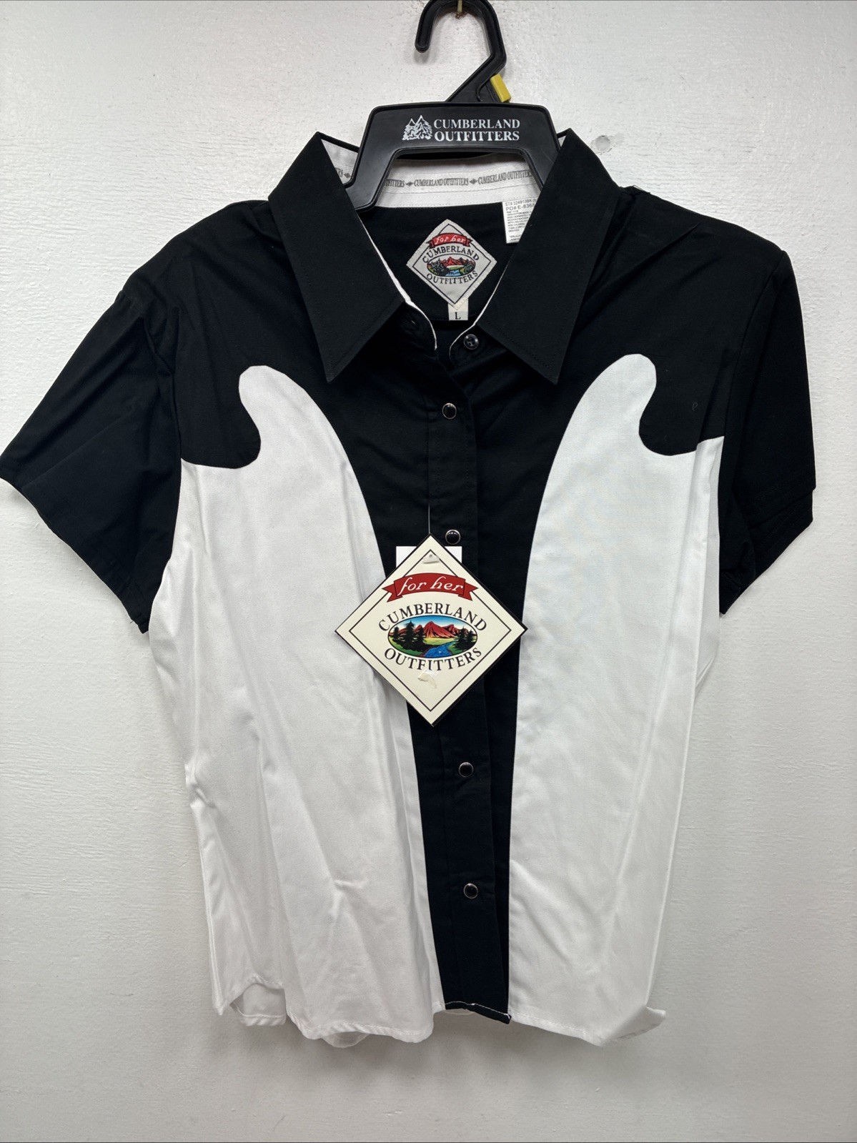 New Women’s Cumberland Black White Short Sleeve Crop Pearl Snap Large MM-131