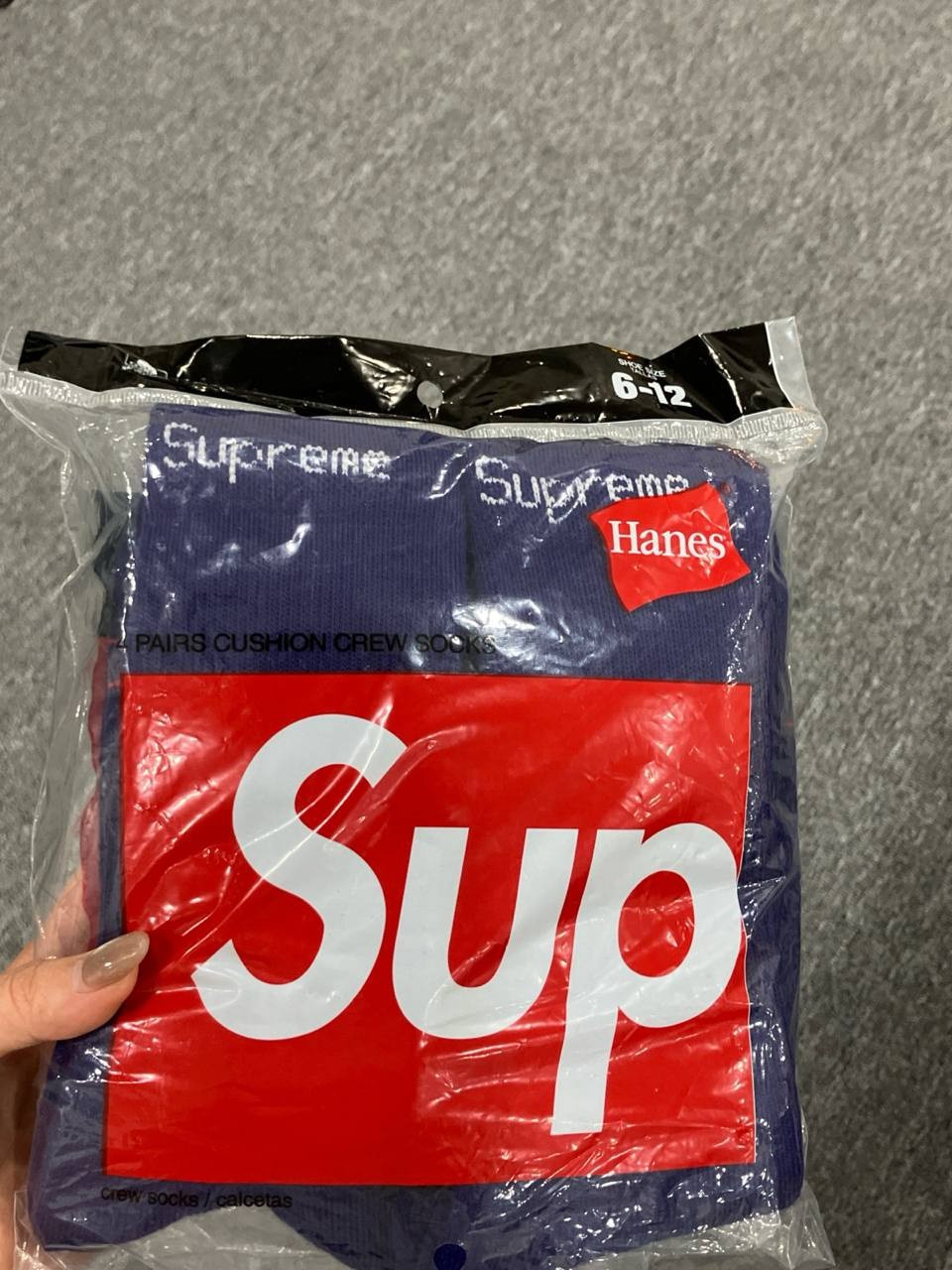 Supreme x Hanes Purple Crew Socks 4-Pack Size 6-12 Hypebeast Fast Ship US