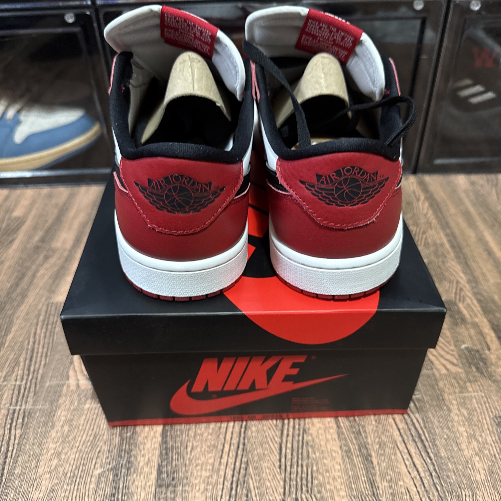 Jordan 1 Low OG Chicago⁠