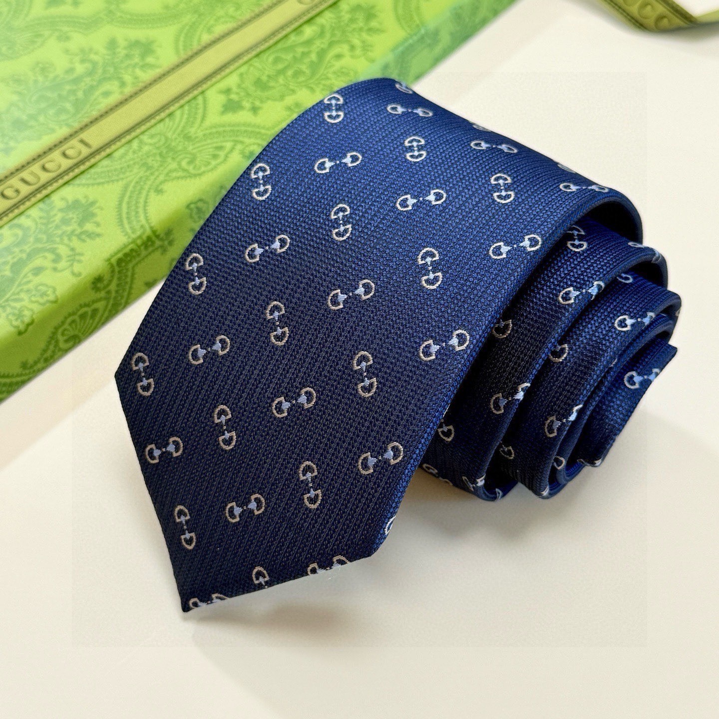Authentic Gucci tie Gift Box New width 7cm